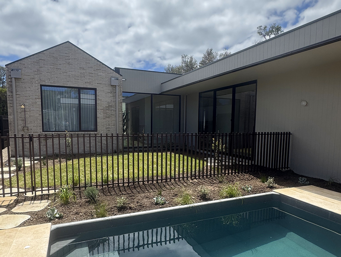 Como Avenue Residence